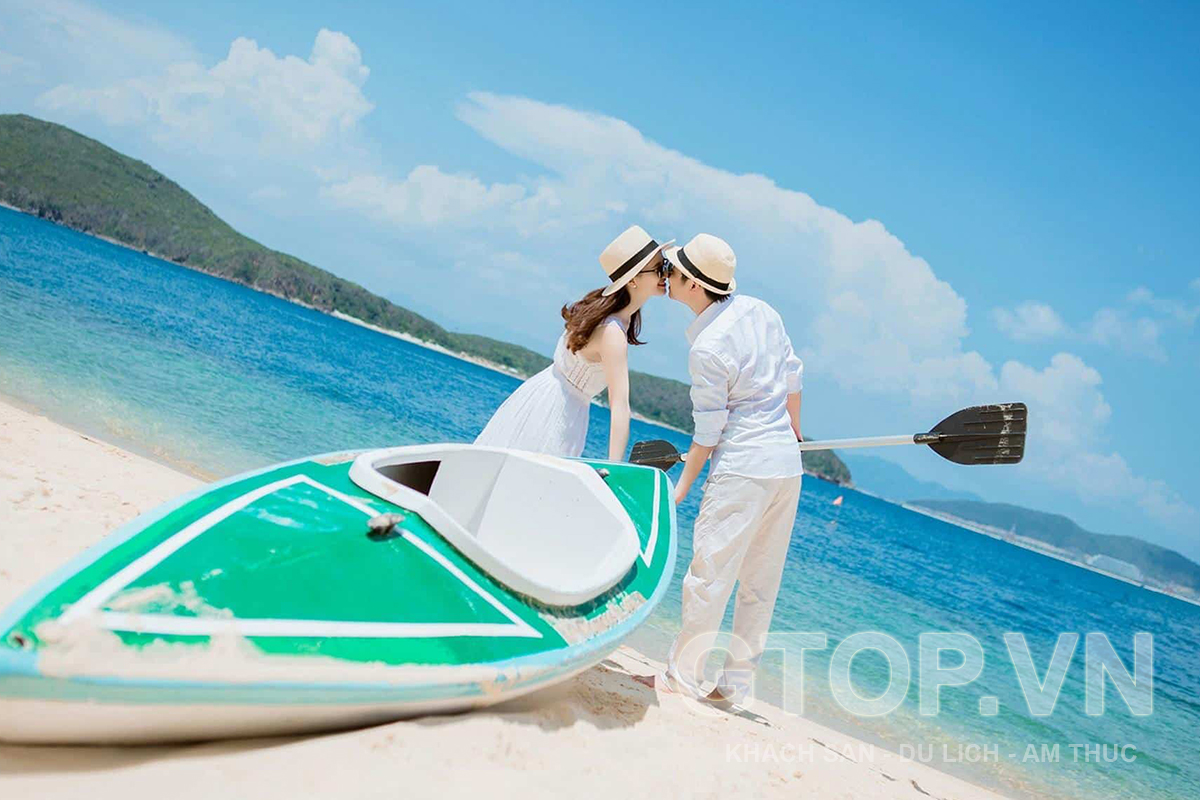 Cách tạo concept chill – sang – lạ cho bộ ảnh đi cano