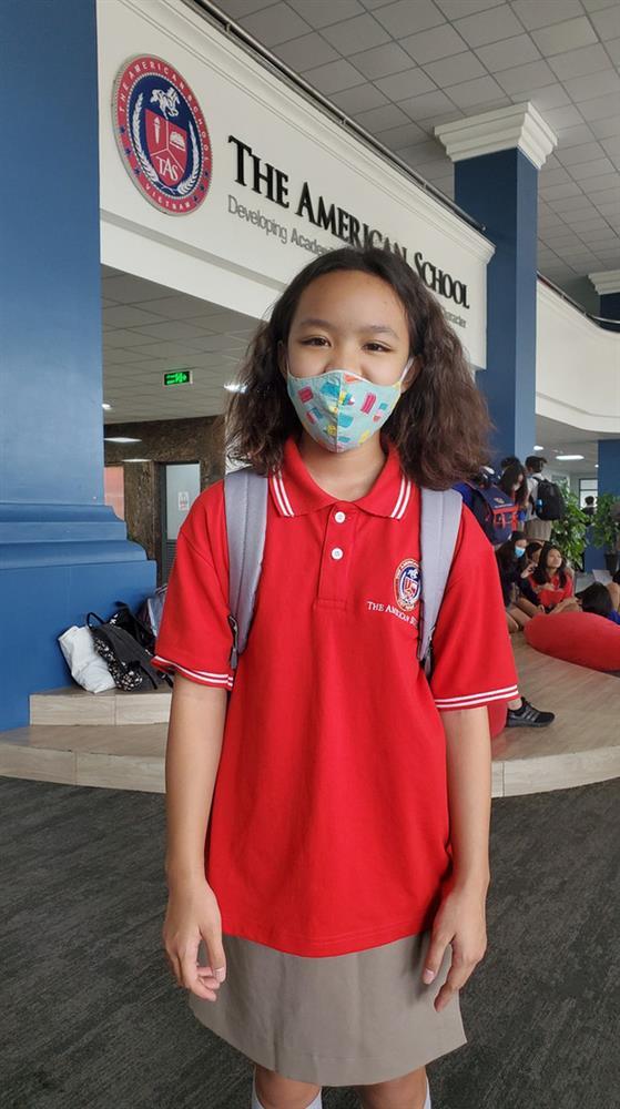 Ái nữ 12 tuổi biến Việt Hương thành nấm lùn của gia đình-6