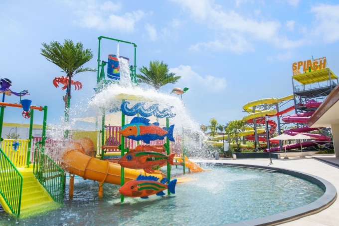 Công viên nước Splash - một trong những điểm đặc sắc của Alma Resort.