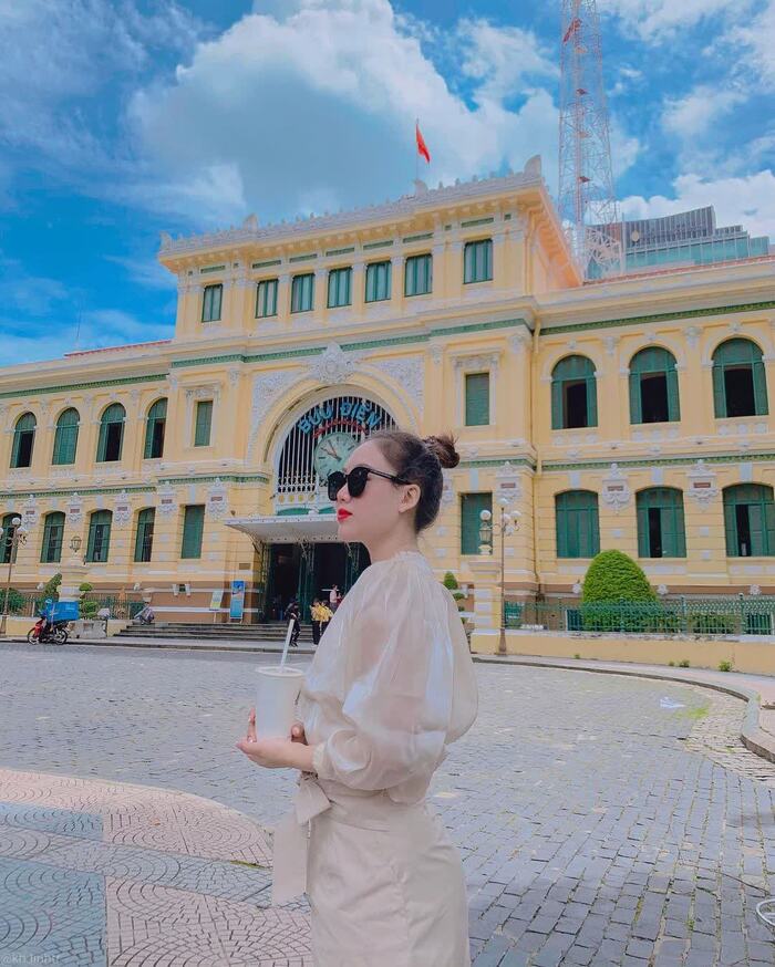 Cảm nhận một thoáng Sài Gòn xưa tại tọa độ check-in Bưu điện thành phố Hồ Chí Minh