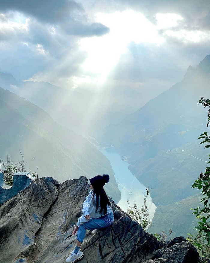 săn mây trên đỉnh Mã Pí Lèng - vẻ đẹp nín thở 