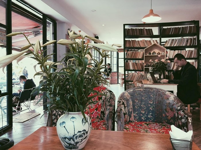 Tungbook Cafe - quán cà phê sách ở Hà Nội