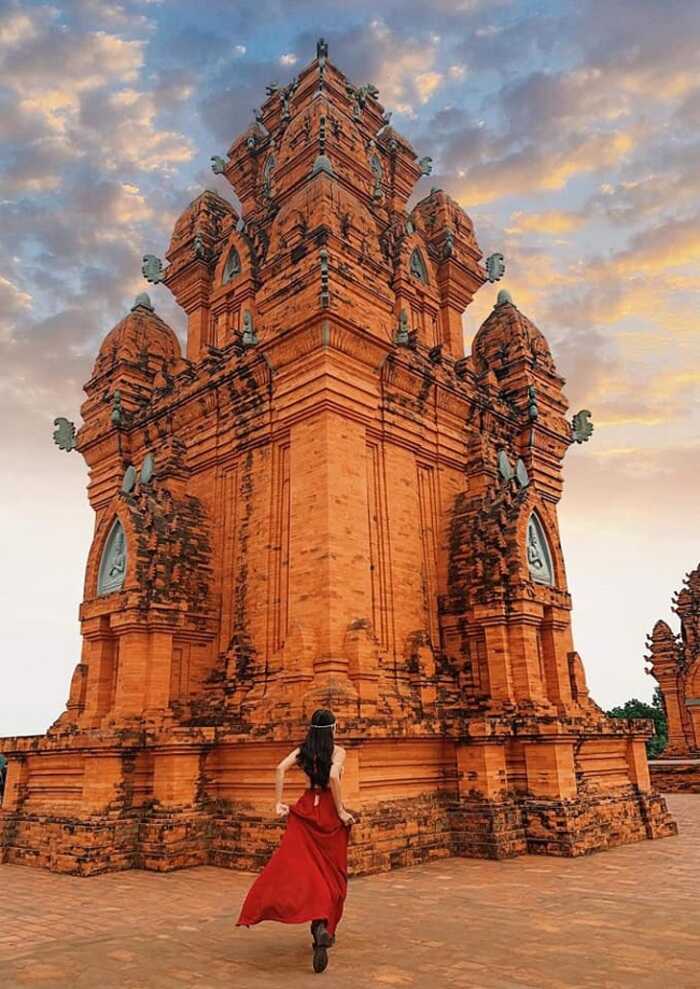Kinh nghiệm du lịch Phan Thiết - khám phá Tháp Chàm Poshanư