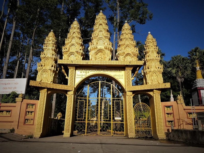chùa Tam Bảo Hà Tiên - chùa Phật Lớn