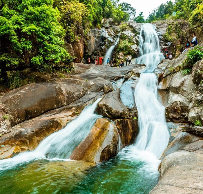 Những thác nước đẹp ở Quảng Ninh - thác Khe Vằn