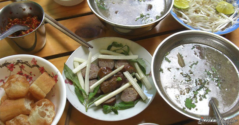 Chiêu đãi vị giác với top 20 Quán ăn ngon quận 1 ở Sài Gòn, TPHCM