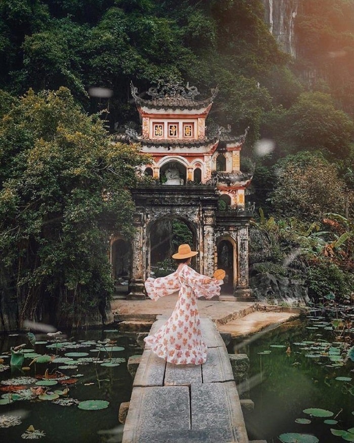 Vẻ đẹp ở chùa Bích Động Ninh Bình