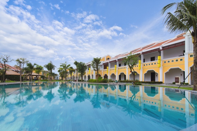 Khu resort dành nhiều ưu đãi cho du khách.