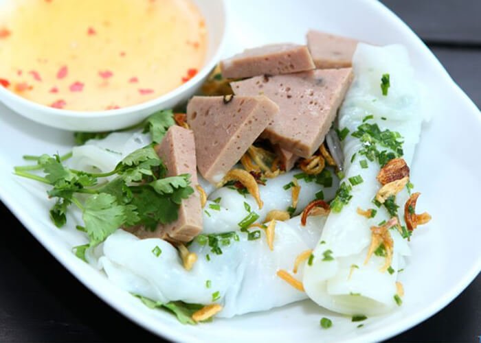 Hot Wet Cake - delicious breakfast restaurant in Nha Trang