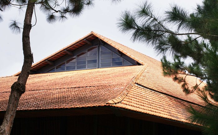 mái nhà thờ Ka Đơn