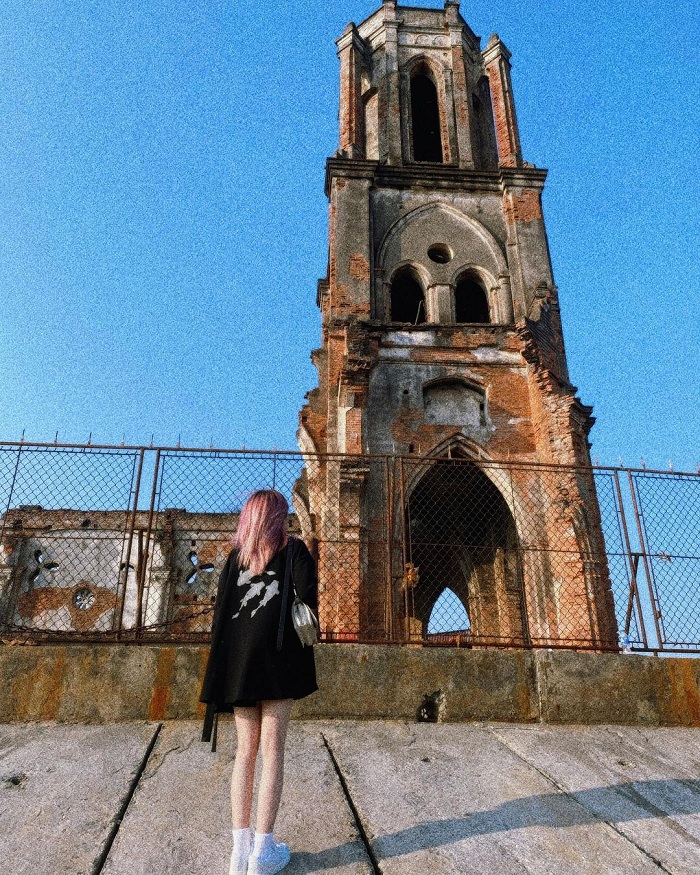 Nhà thờ đổ Nam Định là nhà thờ bỏ hoang đẹp ở Việt Nam