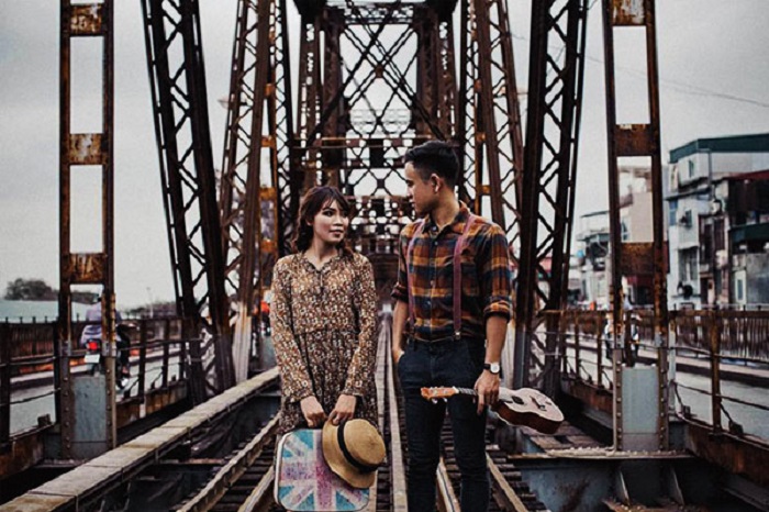 Cầu Long Biên - địa điểm đi chơi valentine ở Hà Nội được nhiều người yêu thích