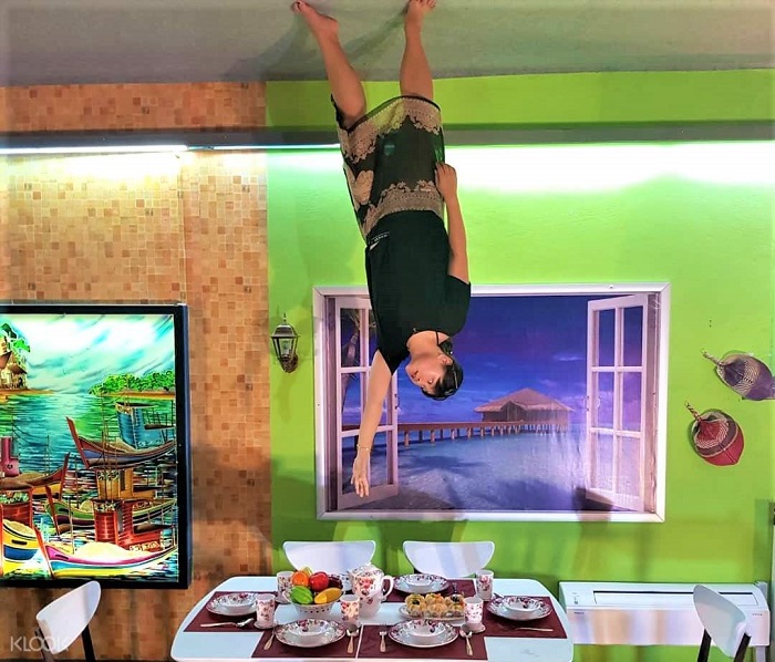 Du lịch Đà Nẵng mùa nào đẹp? Upside down house - Địa điểm du lịch nổi tiếng ở Đà Nẵng