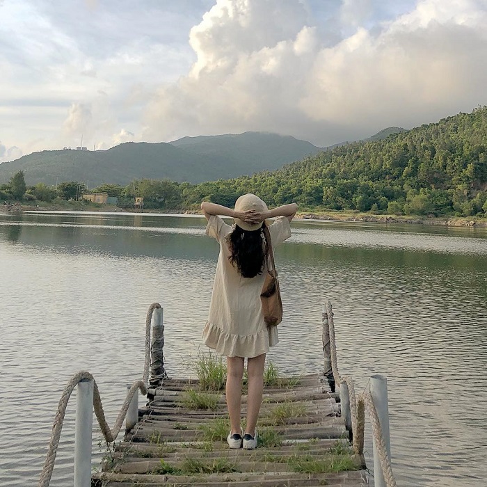 du lịch hồ Xanh Đà Nẵng