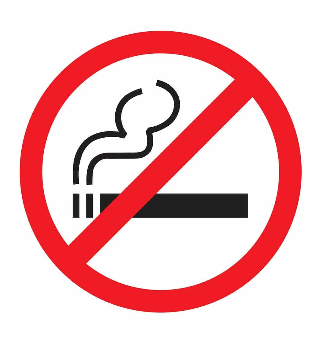 Tuyệt đối không hút thuốc nơi công cộng