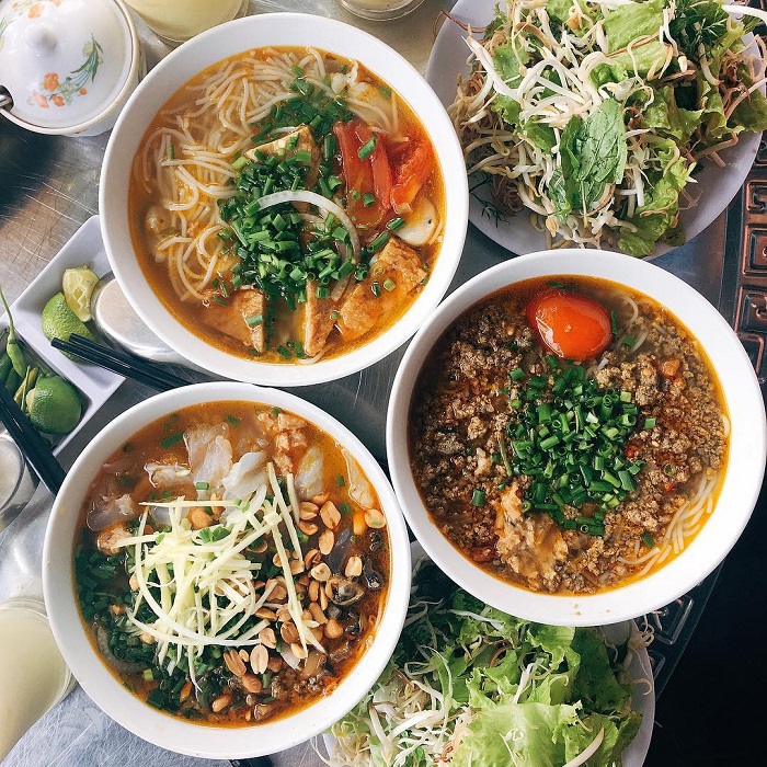 Quy Nhon travel experience - enjoy Quy Nhon fish noodle soup
