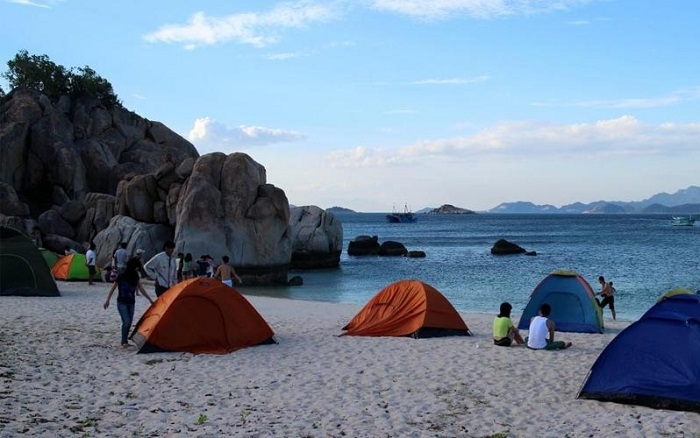 Cù Lao Câu - Địa điểm cắm trại ở Phan Thiết