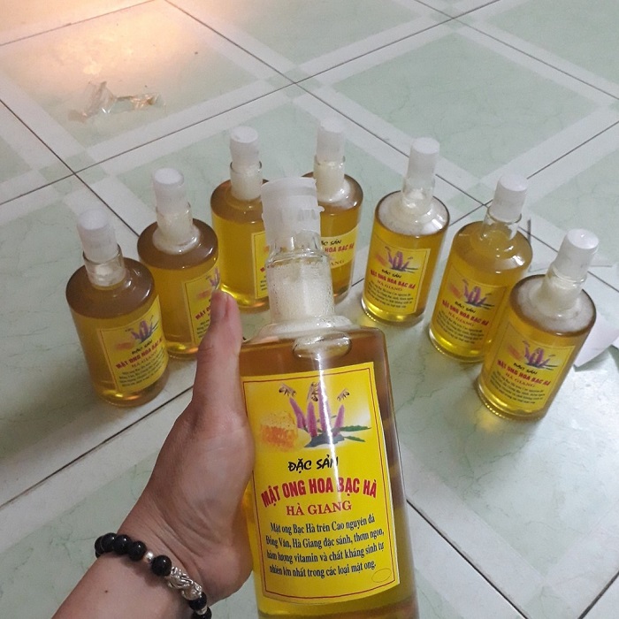 Mật ong bạc hà - đặc sản Hà Giang mua làm quà