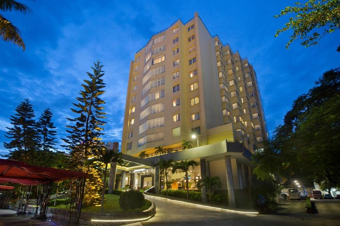 Khách sạn ở Bãi Cháy -Hạ Long Pearl Hotel