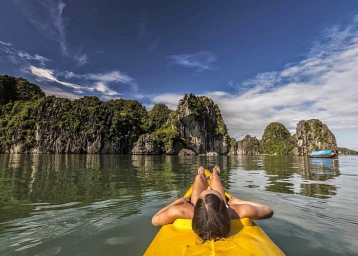 Đảo Bồ Hòn Quảng Ninh - chèo thuyền kayak