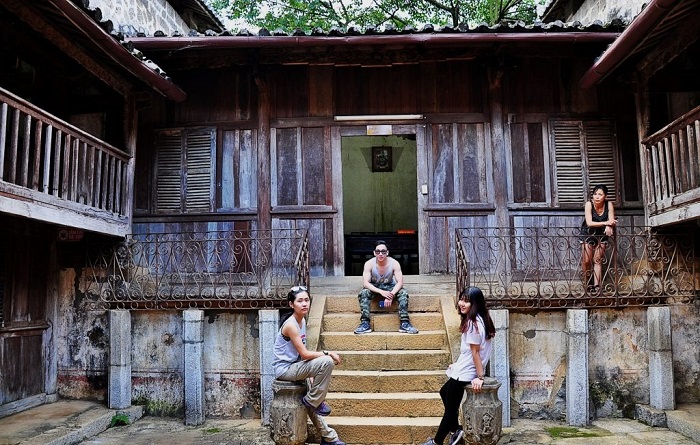 Dinh thự họ Vương là địa điểm du lịch ở Đồng Văn nổi tiếng