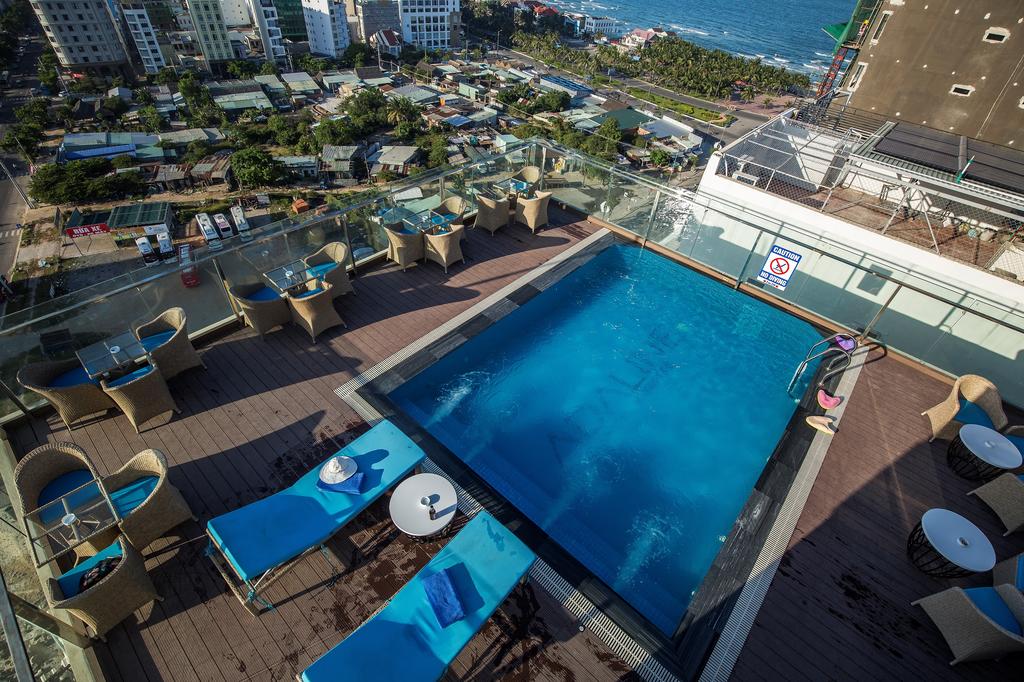 Khám phá top 10 khách sạn view biển Đà Nẵng hút khách du lịch mùa hè 2022 - Ảnh 9.
