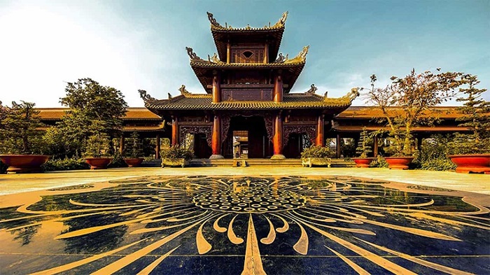 Chiêm ngưỡng vẻ đẹp của Nam Phương Linh Từ  tại Khu du lịch Phương Nam Đồng Tháp