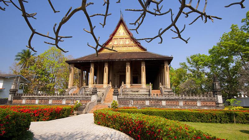 Du lịch Lào: Kinh nghiệm phượt bụi đất nước Lào tự túc, giá rẻ từ A-Z