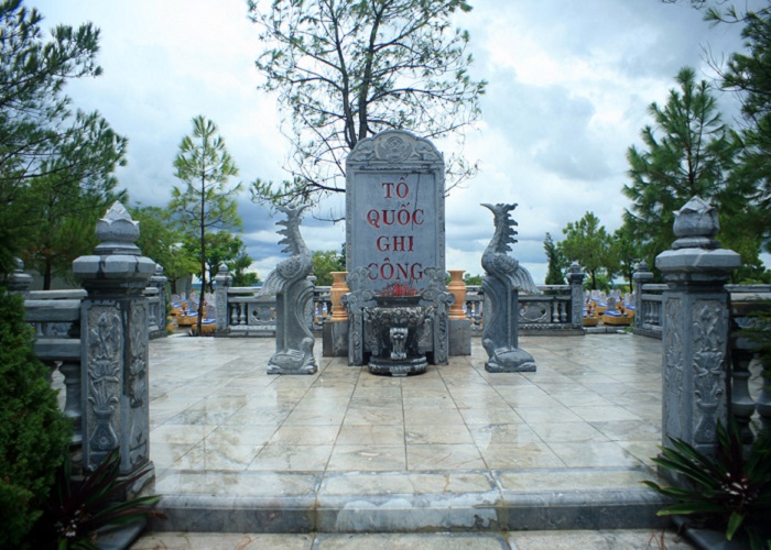 Nghĩa trang Quốc gia Đường 9 - khu thành lễ