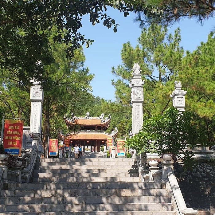 đền thờ Chu Văn An