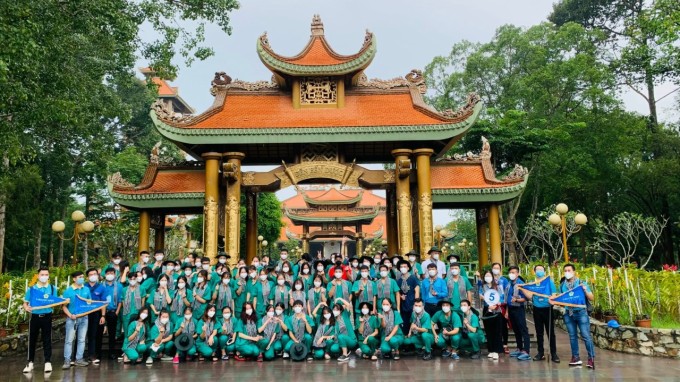 Lữ hành Saigontourist tổ chức 8 tour tri ân dành cho y bác sĩ với hơn 1.000 lượt khách tại Củ Chi và Cần Giờ.
