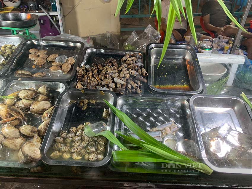 Phố ẩm thực Quy Nhơn hút du khách với nhiều đặc sản và món ăn nghe lạ tai - Ảnh 14.
