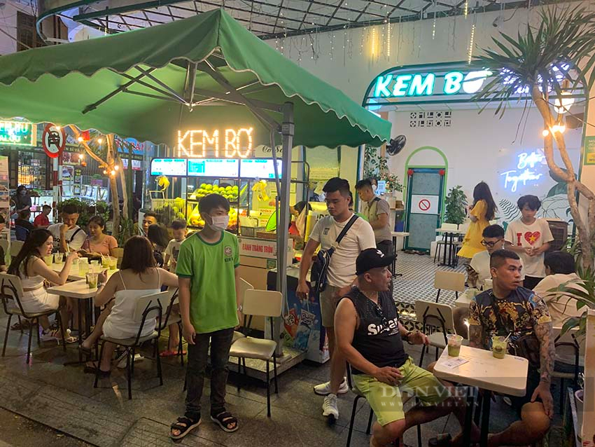 Phố ẩm thực Quy Nhơn hút du khách với nhiều đặc sản và món ăn nghe lạ tai - Ảnh 17.
