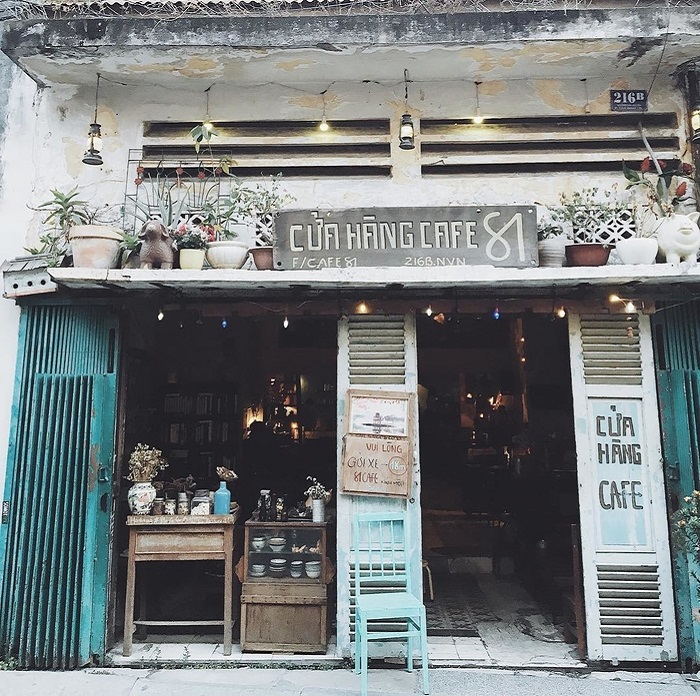 Những quán cafe vintage ở Sài Gòn - Cửa hàng cà phê 81