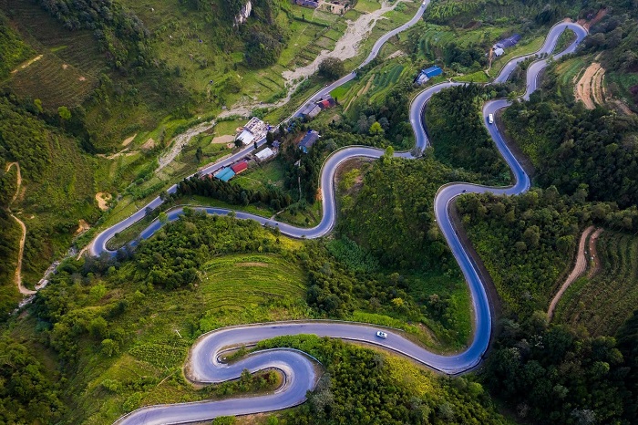 Dốc Bắc Sum - một trong những con đường đèo đẹp ở Hà Giang