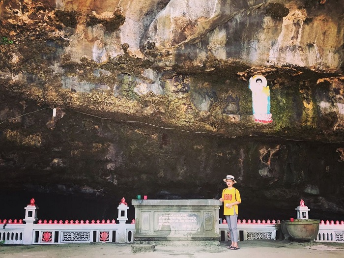 chùa Hang - điểm du lịch tâm linh ở Quảng Ngãi nổi tiếng