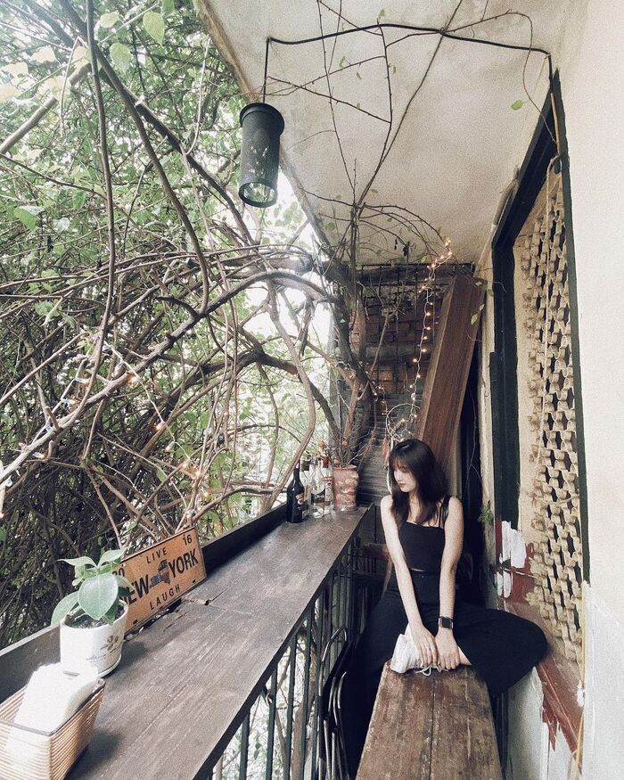 Đi tìm những góc trú ẩn thú vị tại những quán cà phê trong hẻm ở Hà Nội dành cho ‘những kẻ mộng mơ’