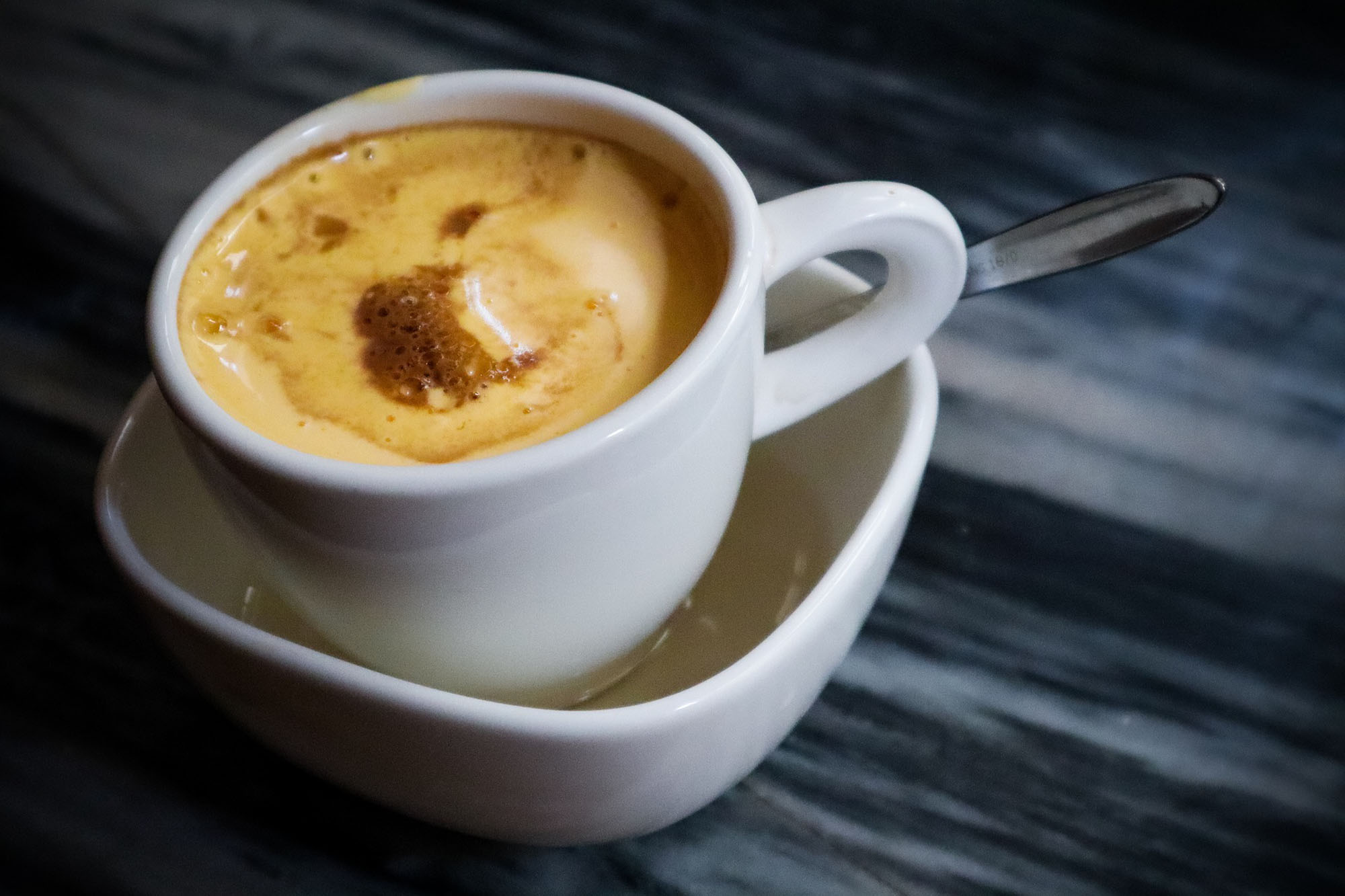 cà phê trứng - trải nghiệm thú vị tại Hà Nội