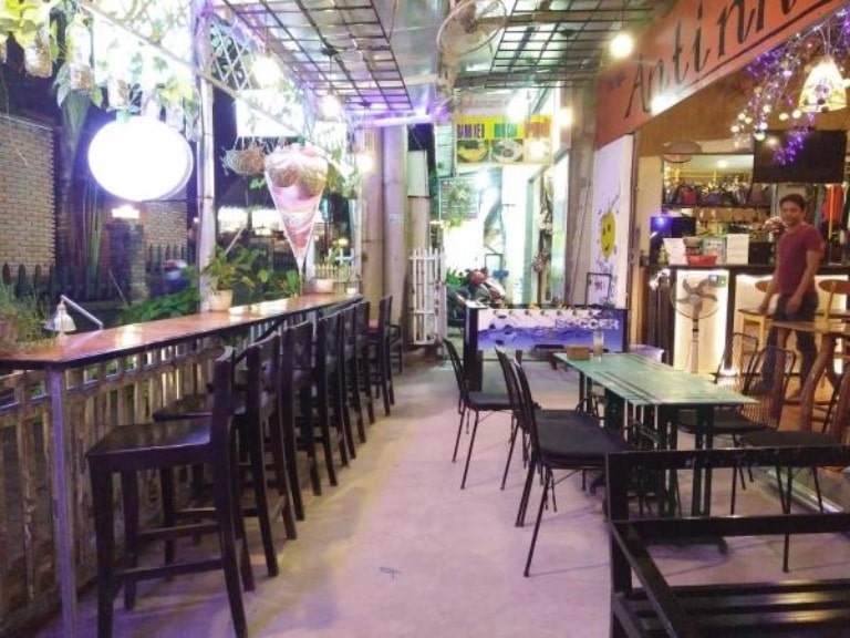 Một quán bar hoạt động về đêm tại Phú Quốc thích hợp cho rất nhiều người