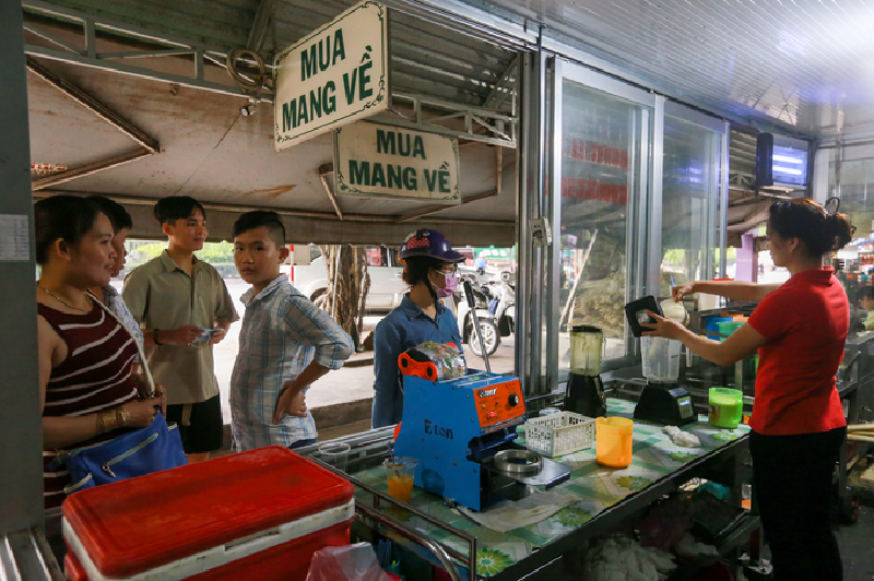 Quán nước mía sầu riêng ở Củ Chi 25 năm nổi tiếng ở Sài Gòn