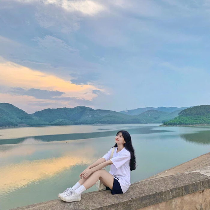 Review hồ Khe Ngang Huế - non xanh nước biếc
