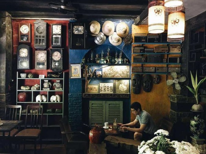 Những quán cafe cổ ở Sài Gòn - Cafe Nhỏ không gian