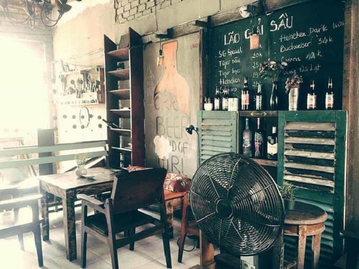 Những quán cafe cổ ở Sài Gòn - Lão Hạc - Beer & Cafe