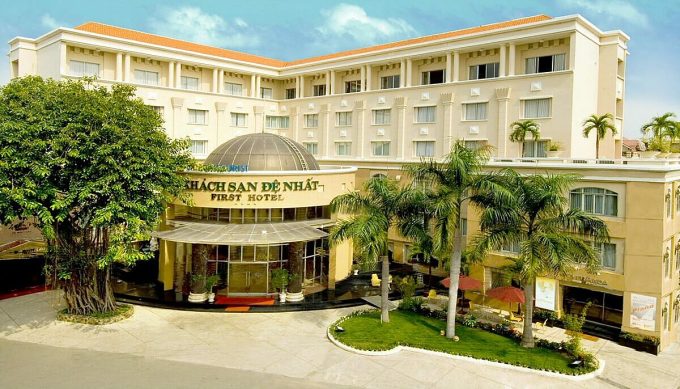 Khách sạn Đệ Nhất có 2 khu khách sạn, 3 nhà hàng và hơn 10 sảnh tiệc - hội nghị tọa lạc gần sân bay quốc tế Tân Sơn Nhất. Ảnh: Saigontourist Group.