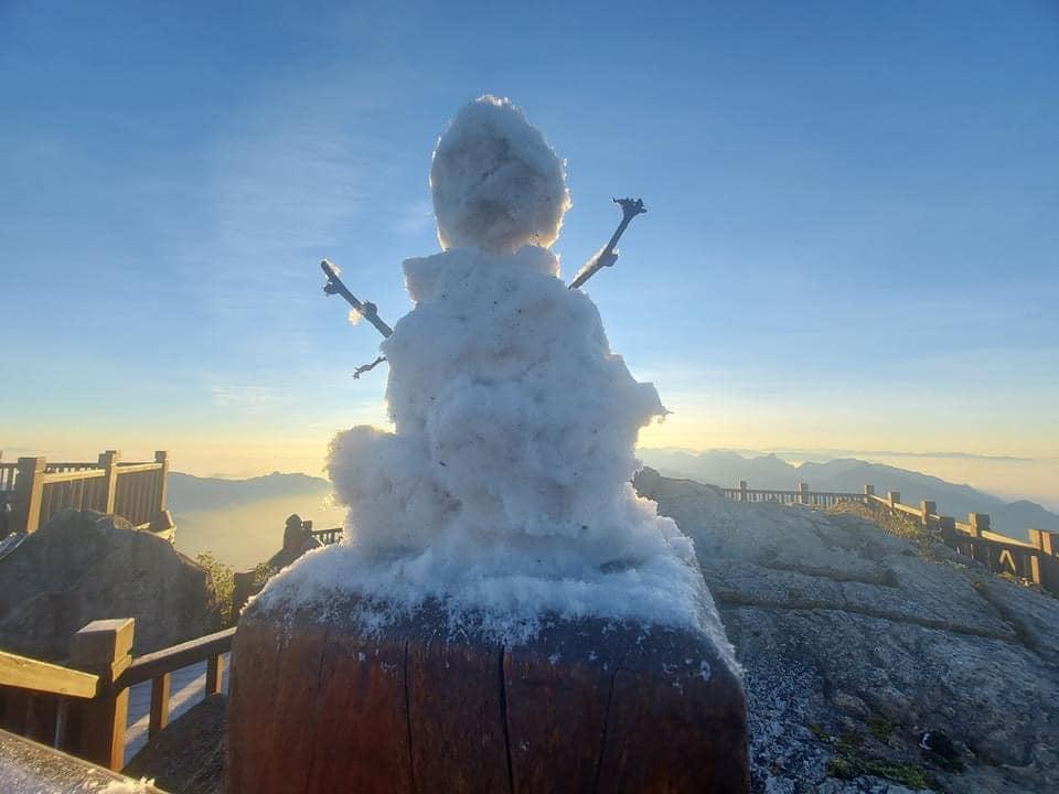 Sự thật tuyết rơi trên đỉnh Fansipan sáng nay xôn xao MXH-7
