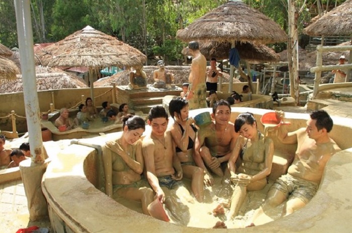 công viên nước ở Sài Gòn - Thiên Thanh Park tắm bùn