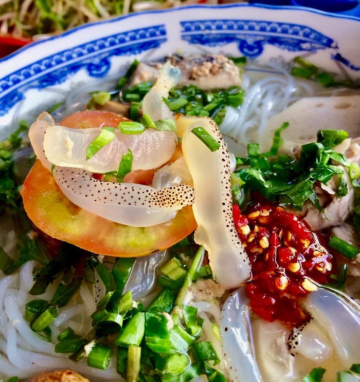 Specialty Jellyfish Vermicelli - one of the famous Nha Trang specialties