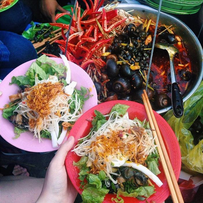Top quán ăn vặt Đà Nẵng ngon rẻ níu chân du khách ghé thăm phố biển - Ảnh 5.