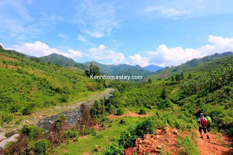 Tà Giang: Cung trekking ngắm thảo nguyên cực đẹp ở Khánh Hòa (Phóng sự ảnh)
