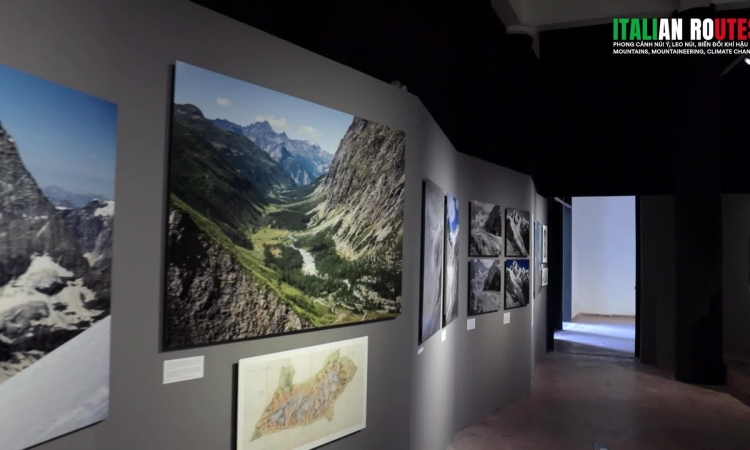 Triển lãm trực tuyến phong cảnh núi ở Italy và Việt Nam
